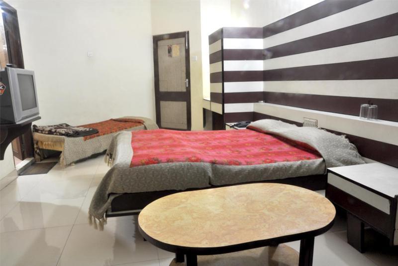 Sharan Hotel Shirdi Luaran gambar