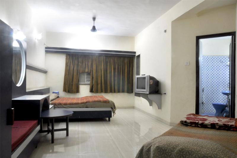 Sharan Hotel Shirdi Luaran gambar