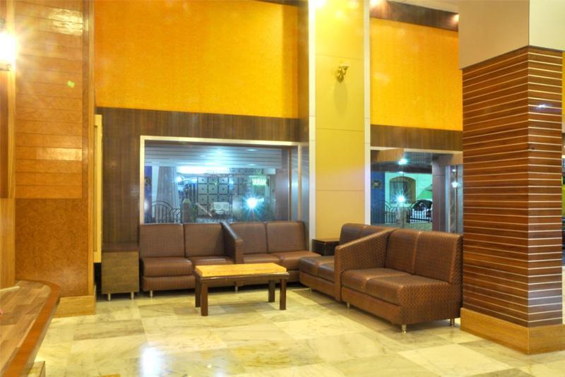Sharan Hotel Shirdi Luaran gambar