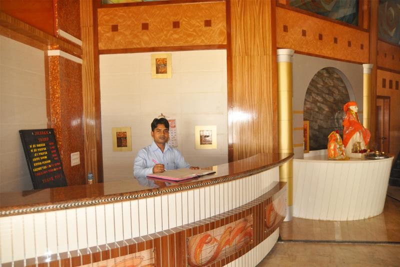 Sharan Hotel Shirdi Luaran gambar
